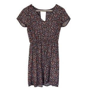 Gap floral short sleeve vneck dress size small petite